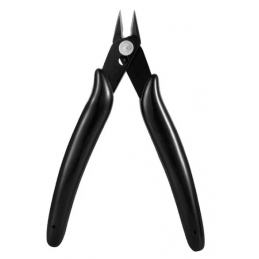 Cutting pliers